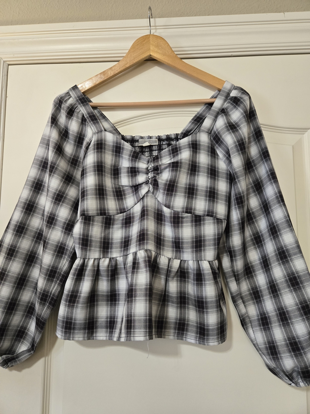 Pleione Black and White Plaid Peplum Blouse Feminine Ruffle Fall